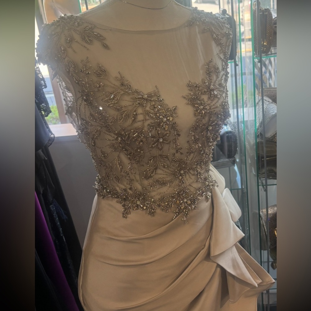Elegant Evening Dress - Satin champagne / rose gold base with a soft sheen